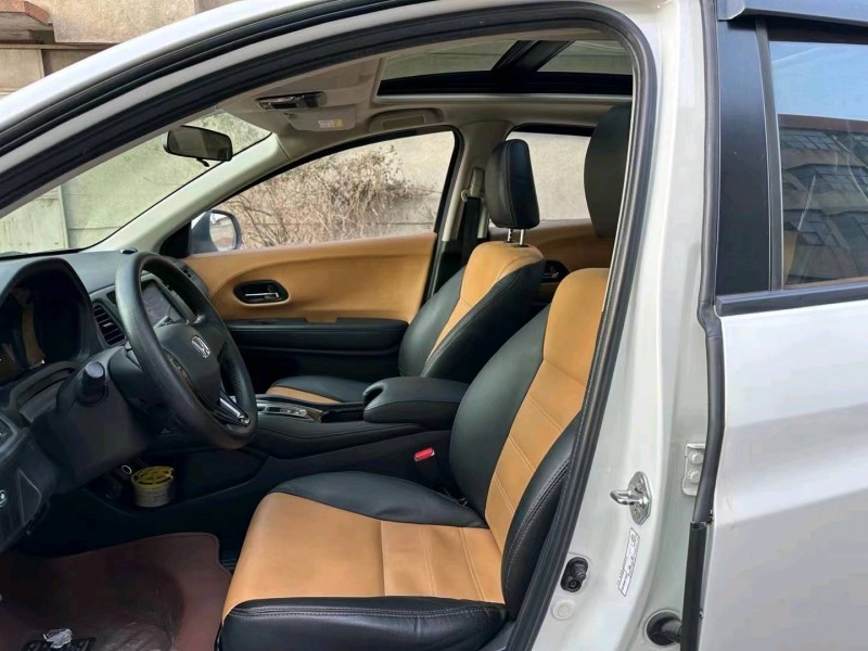 济南17年本田缤智4