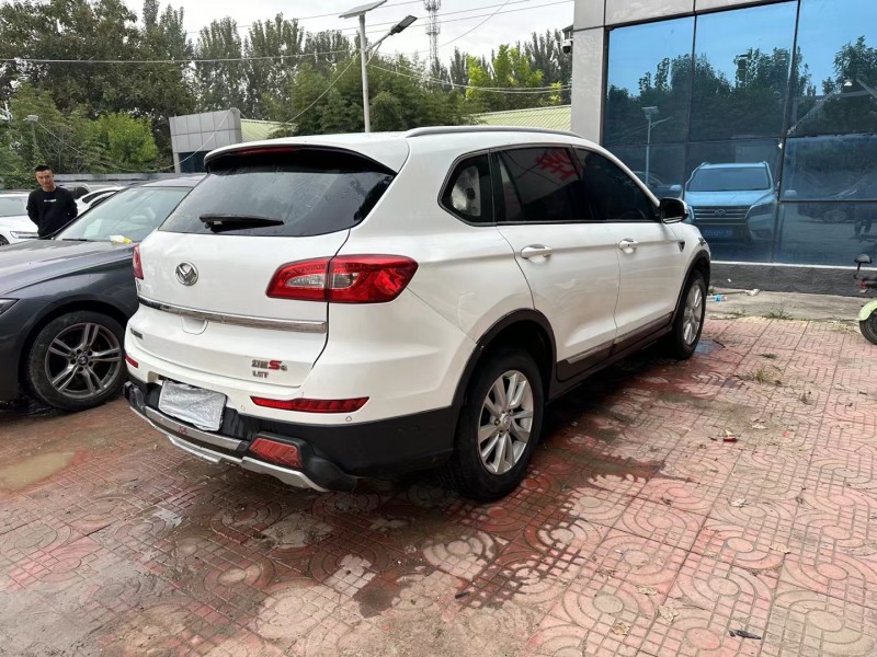 济宁17年北汽幻速S65