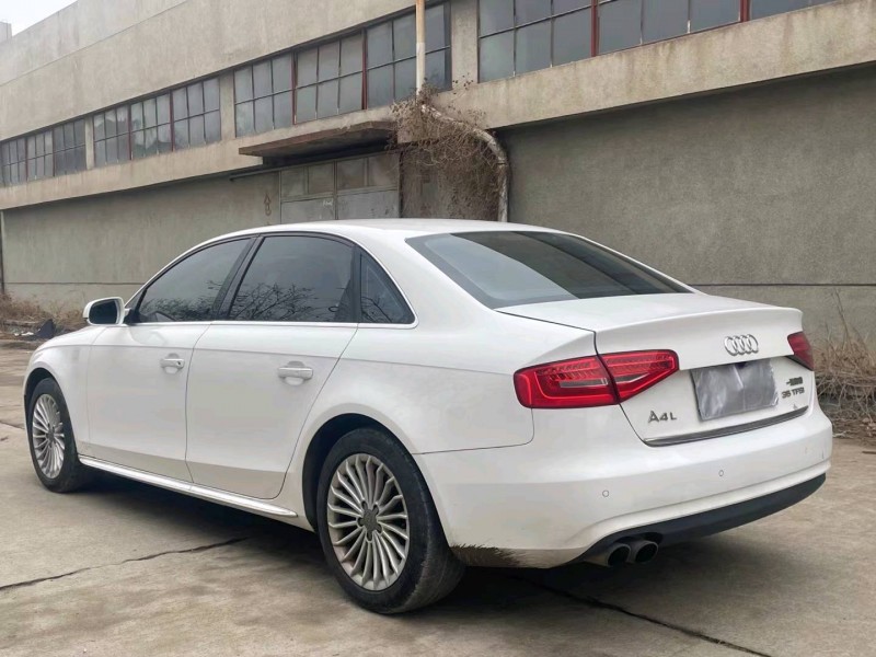 济南16年奥迪A4L8