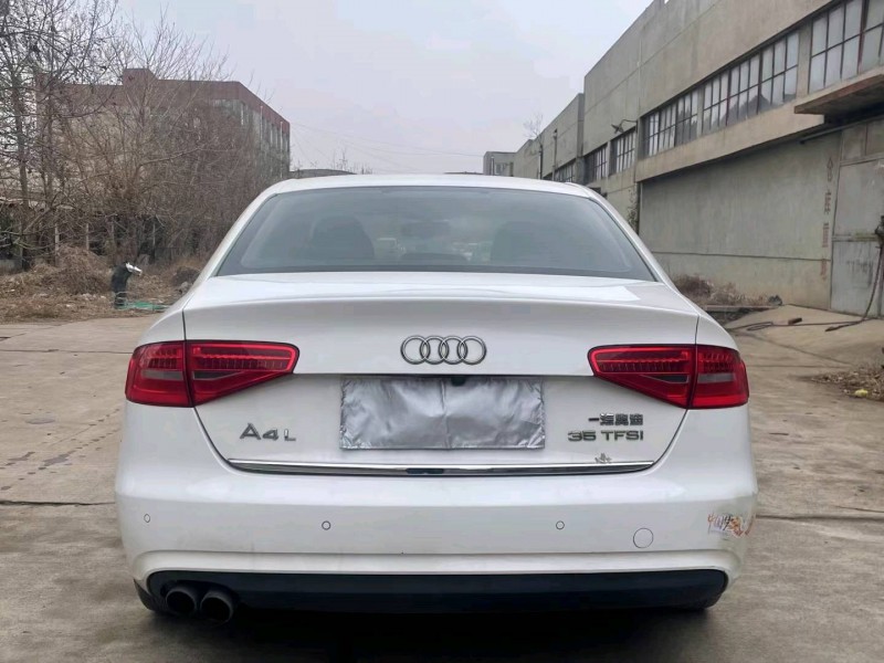 济南16年奥迪A4L9