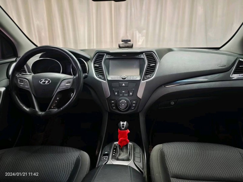 济南14年现代新胜达4