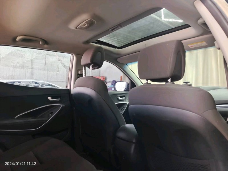 济南14年现代新胜达6