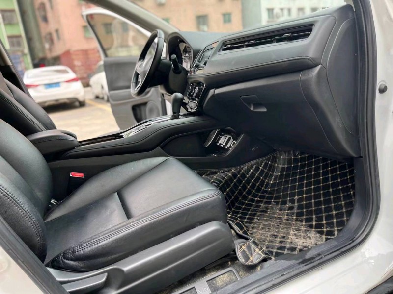 广州19年本田缤智6