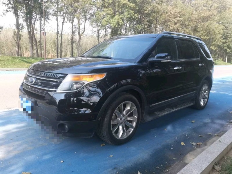 济南14年福特探险者3