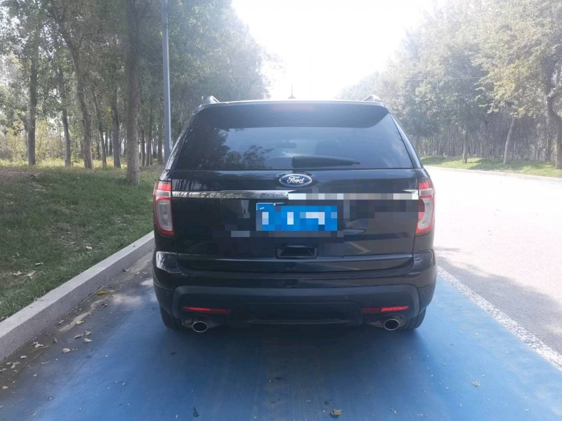 济南14年福特探险者9