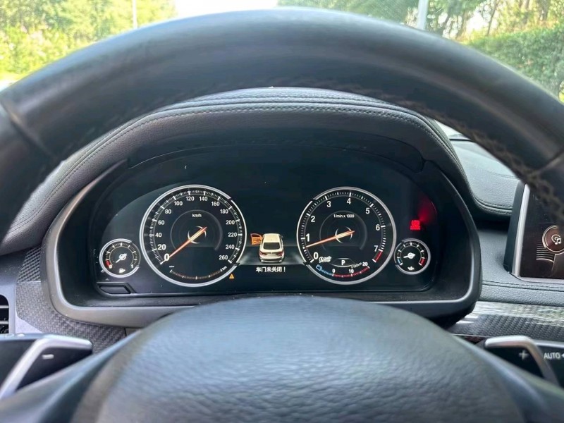 济南16年宝马X65