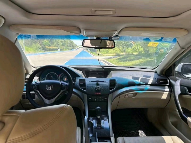 济南10年本田思铂睿6