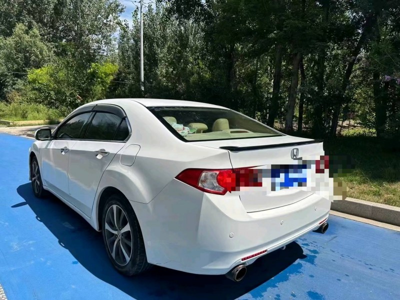 济南10年本田思铂睿7