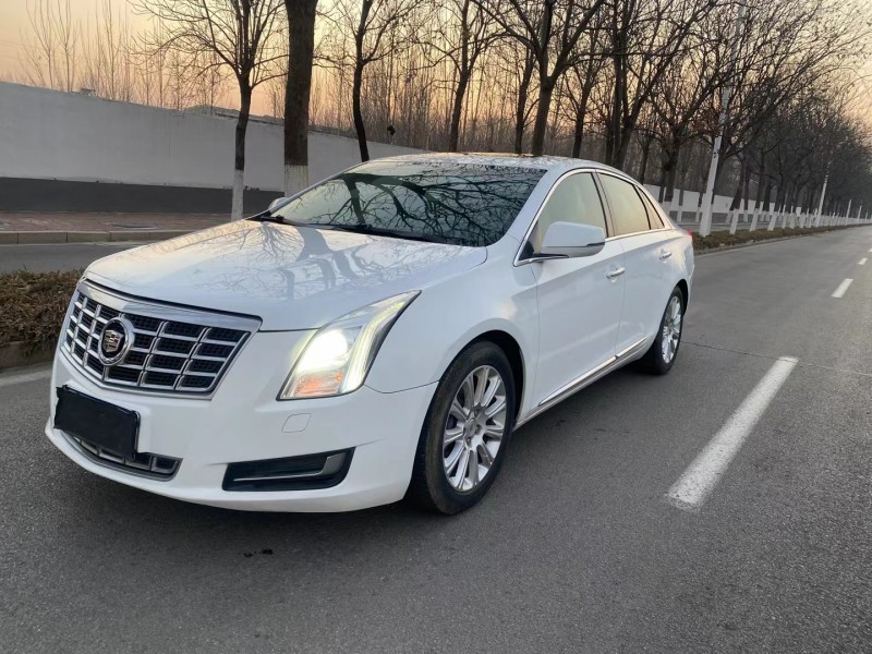 济宁15年凯迪拉克XTS3