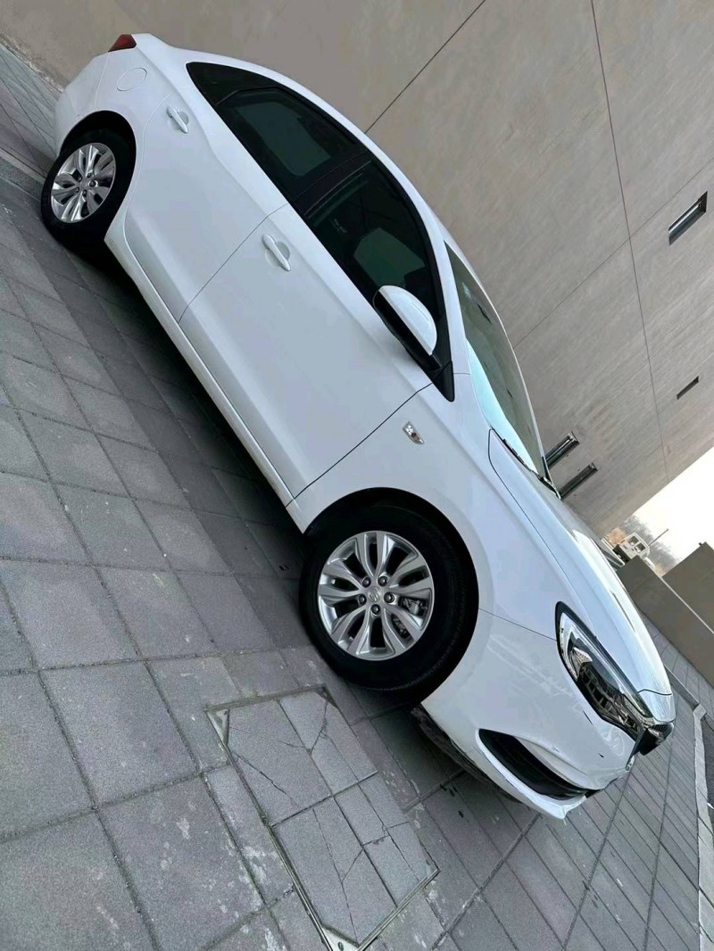 沈阳21年别克英朗2