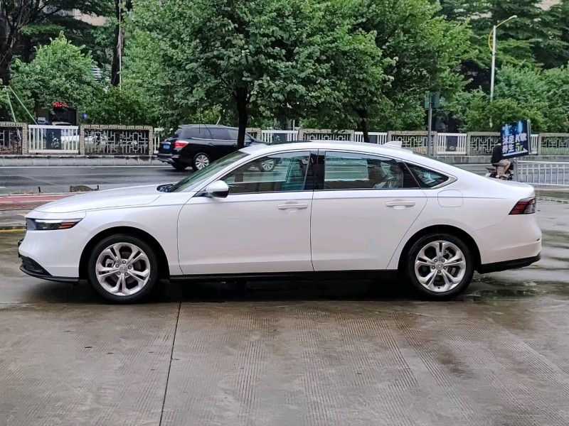 佛山23年本田雅阁3