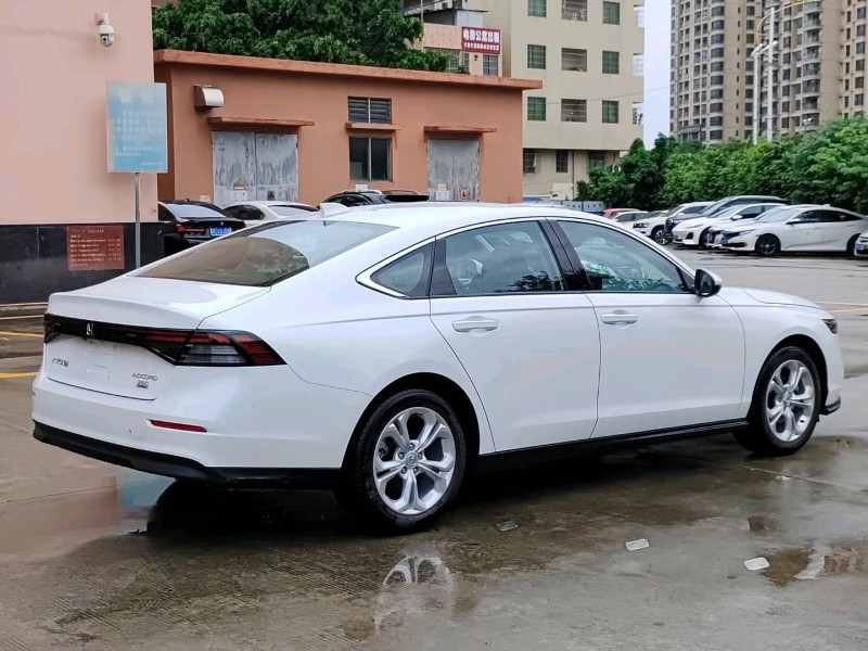 佛山23年本田雅阁5