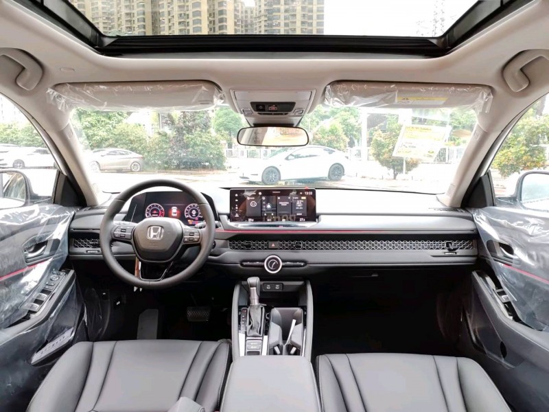 佛山23年本田雅阁8