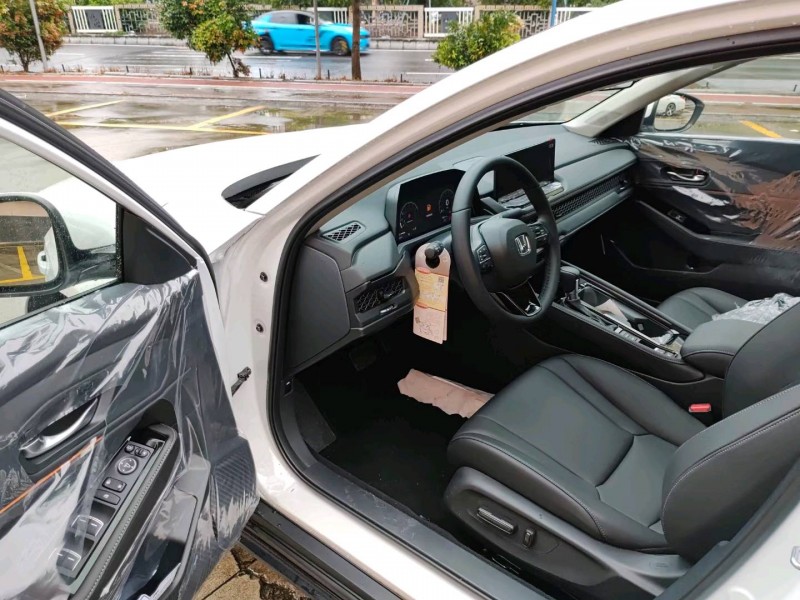 佛山23年本田雅阁9