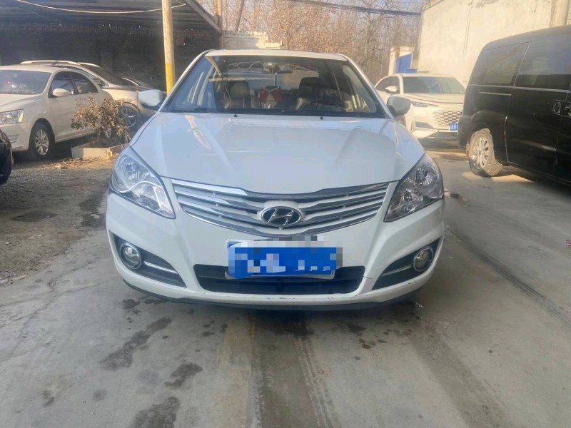 保定14年现代悦动1