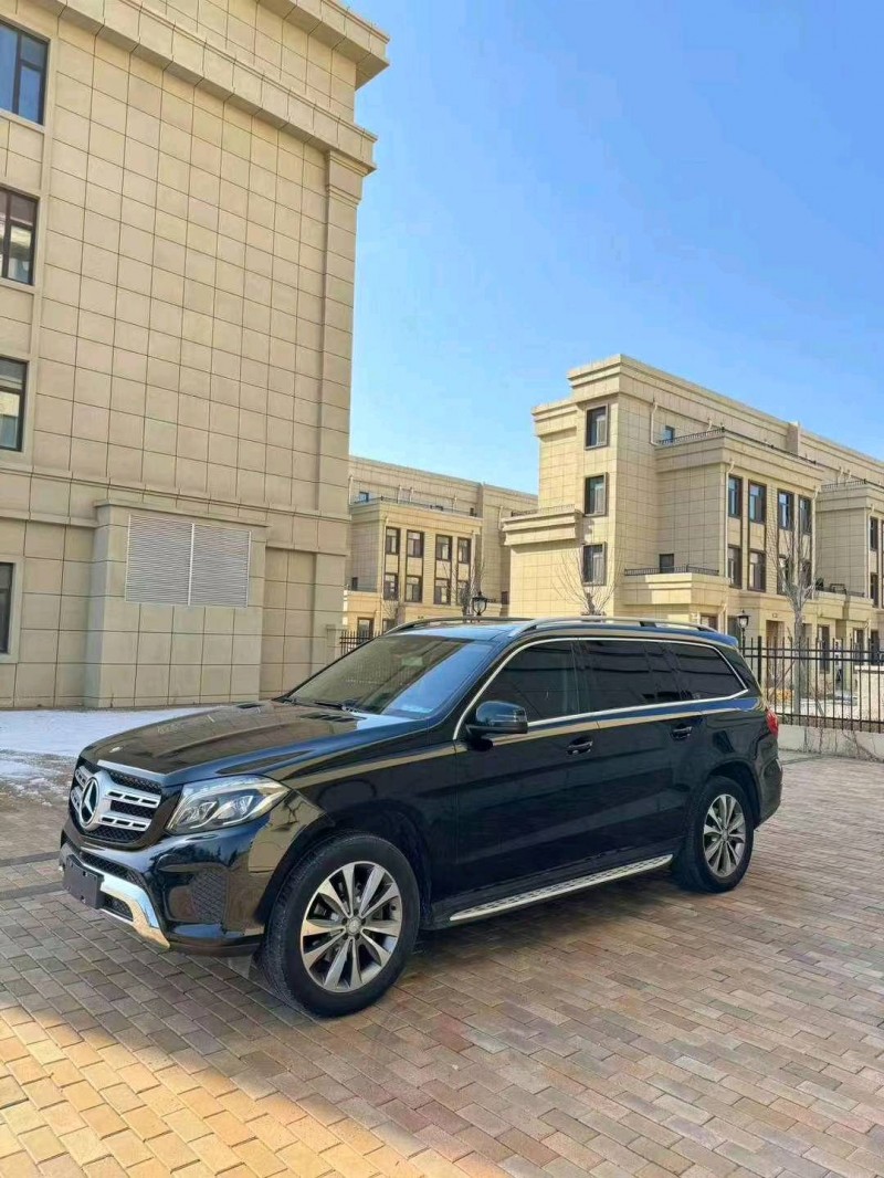 济宁17年奔驰GLS2