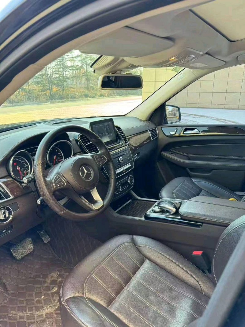 济宁17年奔驰GLS9