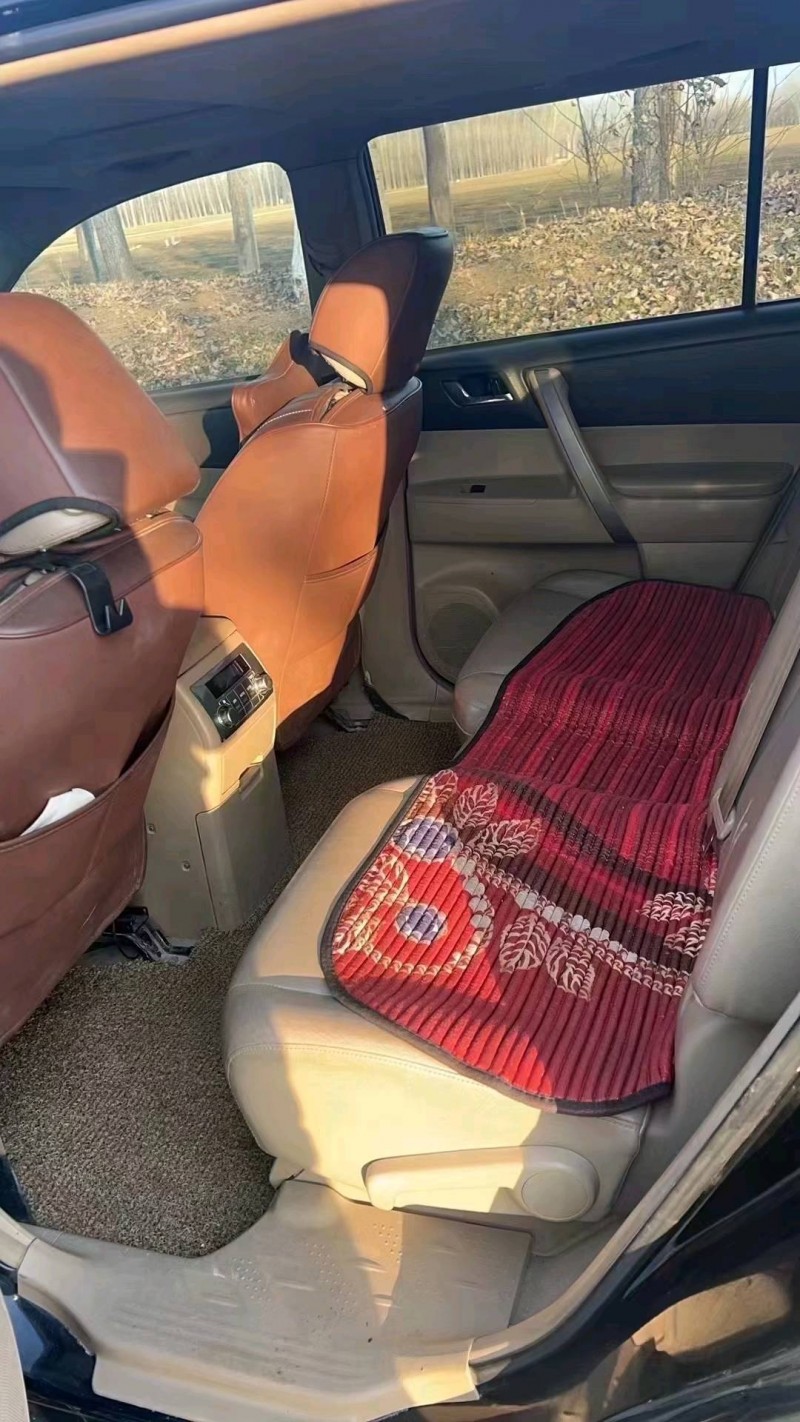 济南13年丰田汉兰达5