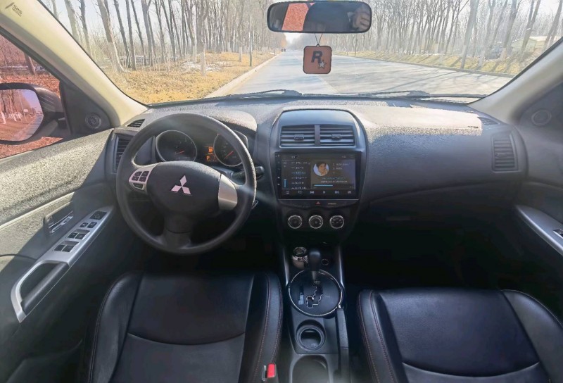 济南17年三菱劲炫4