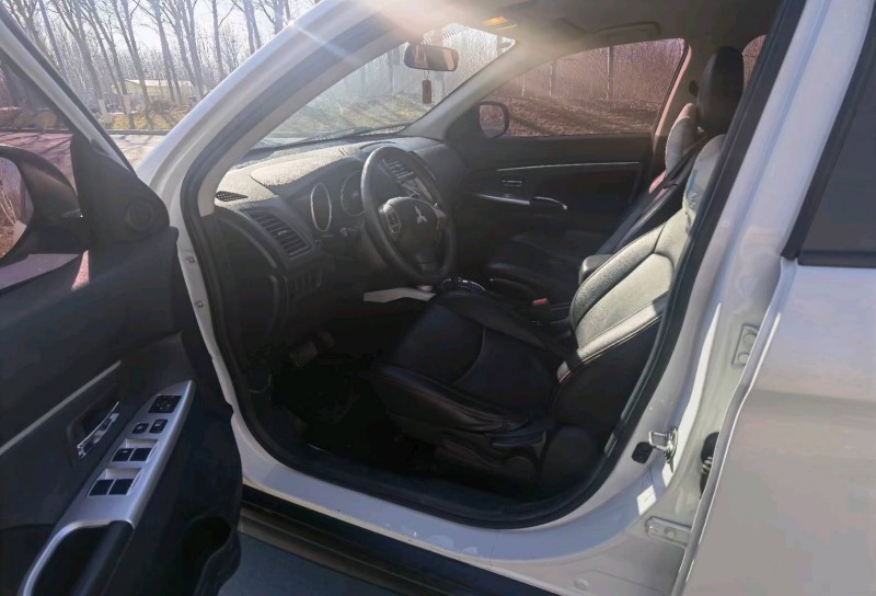 济南17年三菱劲炫5