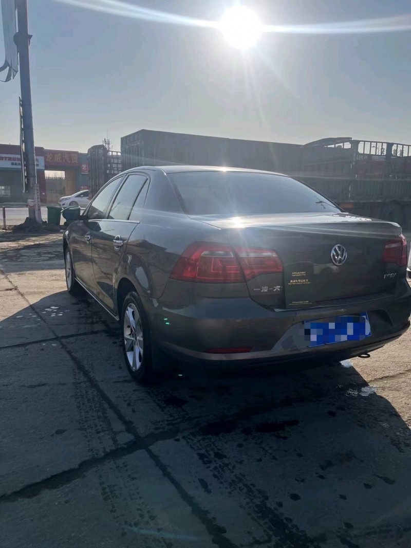 保定14年大众宝来8