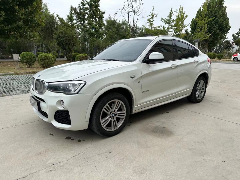 济宁18年宝马X42