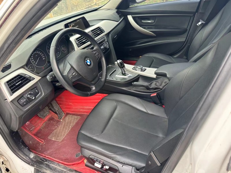 济宁16年宝马3系7