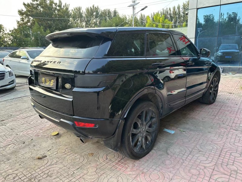 济宁16年路虎极光5