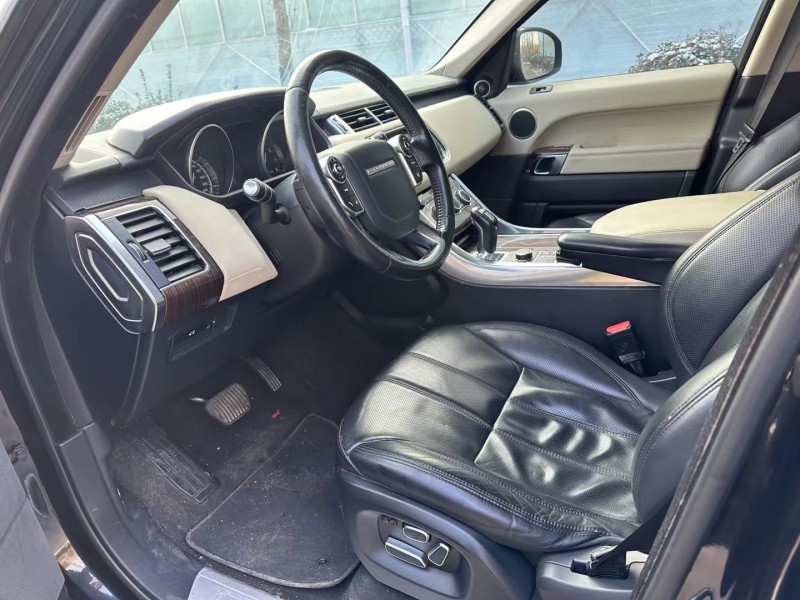 济宁14年路虎揽胜运动6