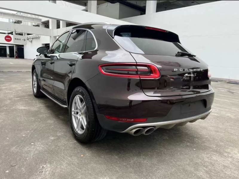济宁16年保时捷Macan5
