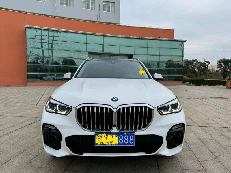 盐城19年宝马X51