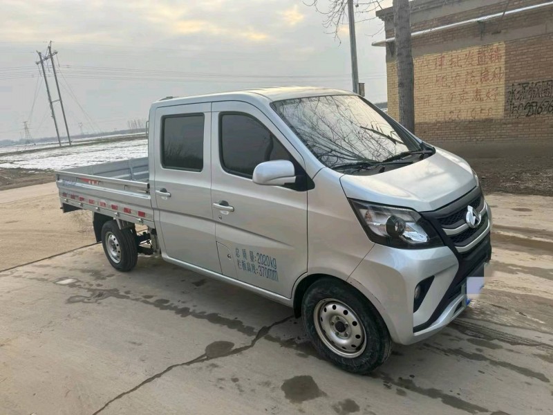 保定22年长安汽车星卡2