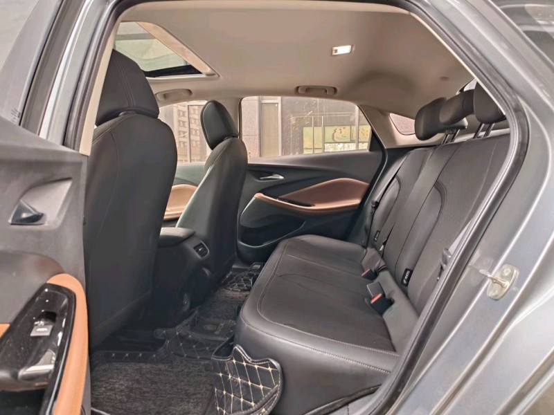 中山21年别克威朗7