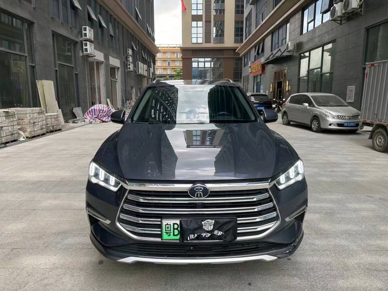 中山19年比亚迪宋1