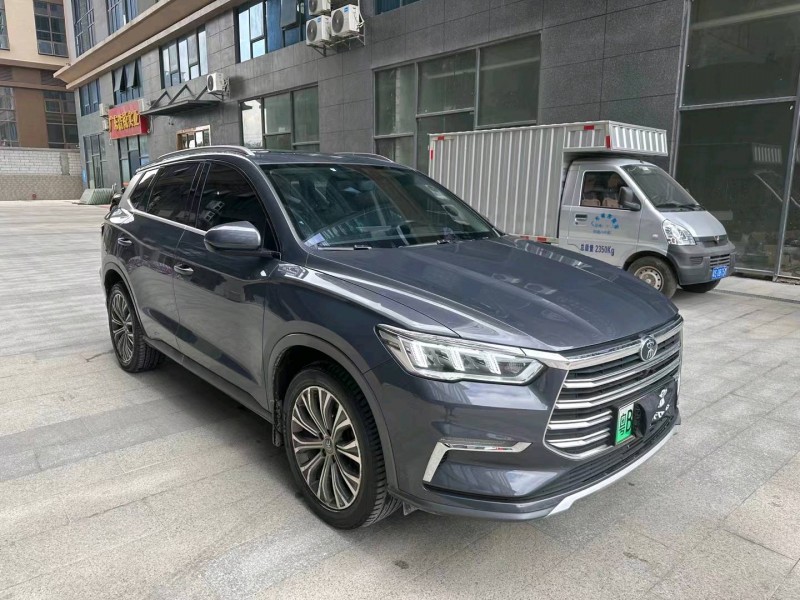 中山19年比亚迪宋3