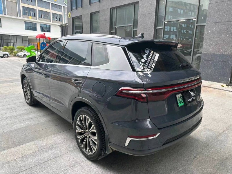 中山19年比亚迪宋4