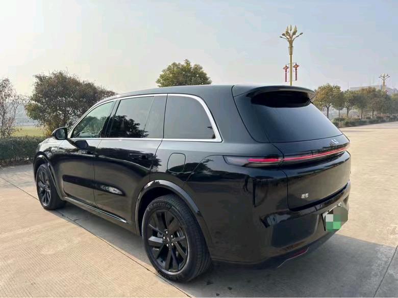 鹽城23年理想L84