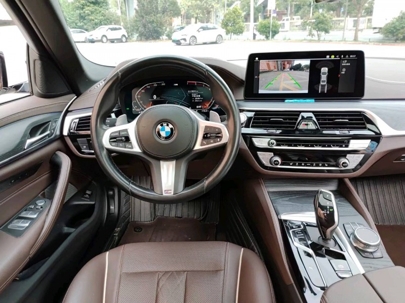 佛山21年宝马5系9