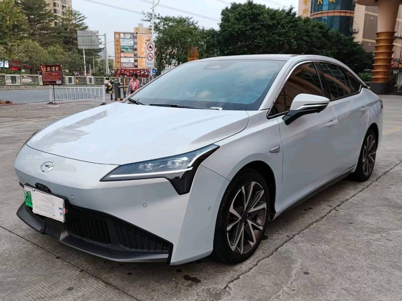 佛山22年传祺埃安S2