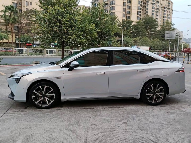 佛山22年传祺埃安S3