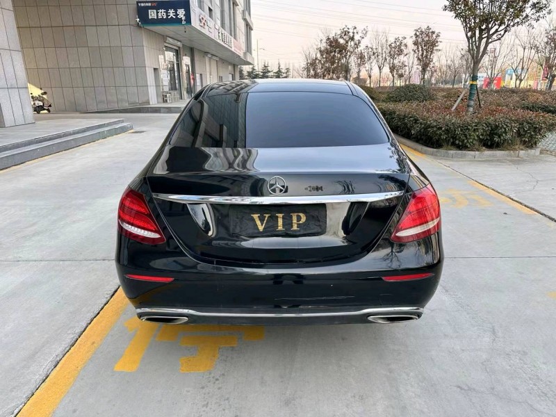 济宁18年奔驰E9