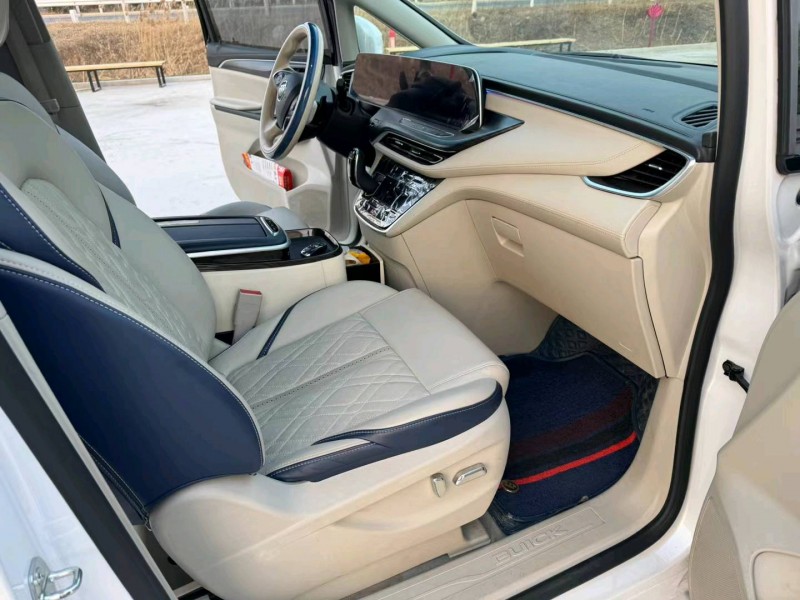 徐州21年别克GL84