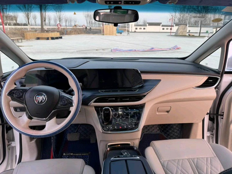 徐州21年别克GL86