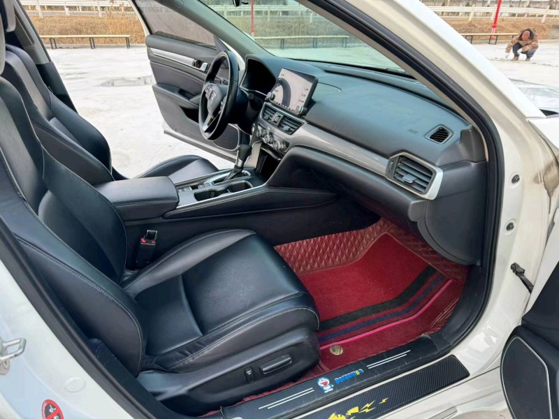 徐州20年本田雅阁5