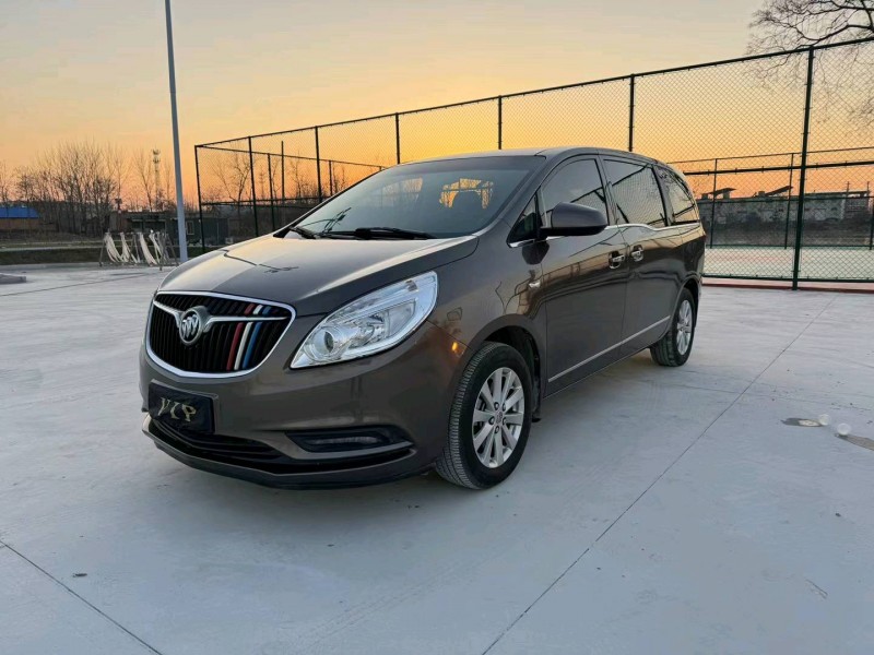 徐州17年别克GL82