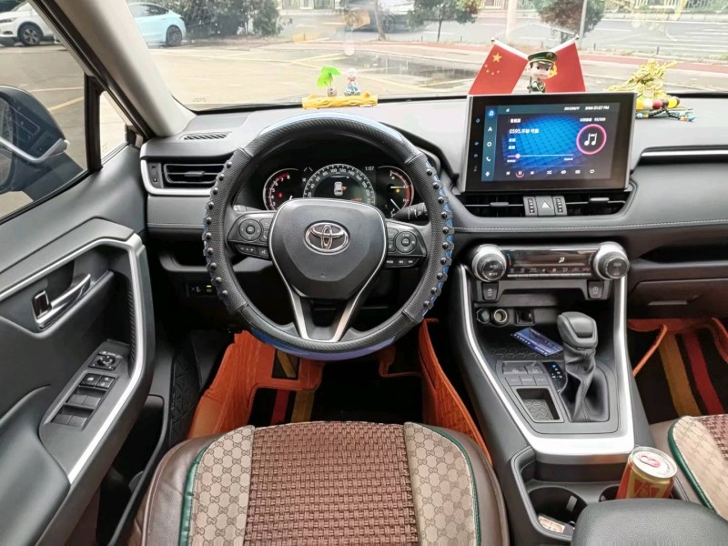 佛山22年丰田RAV49