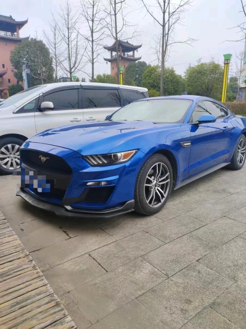 重庆17年福特野马2