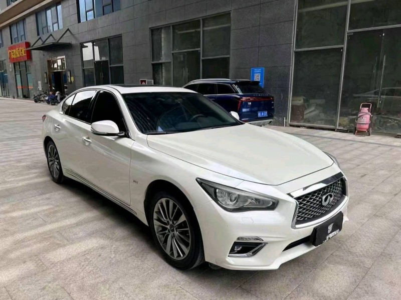 中山20年英菲尼迪Q50L3