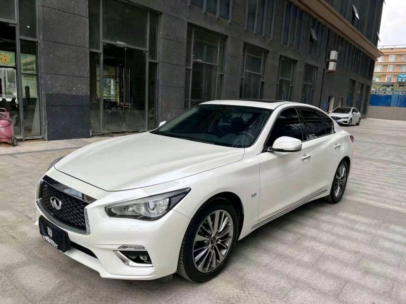 中山20年英菲尼迪Q50L4