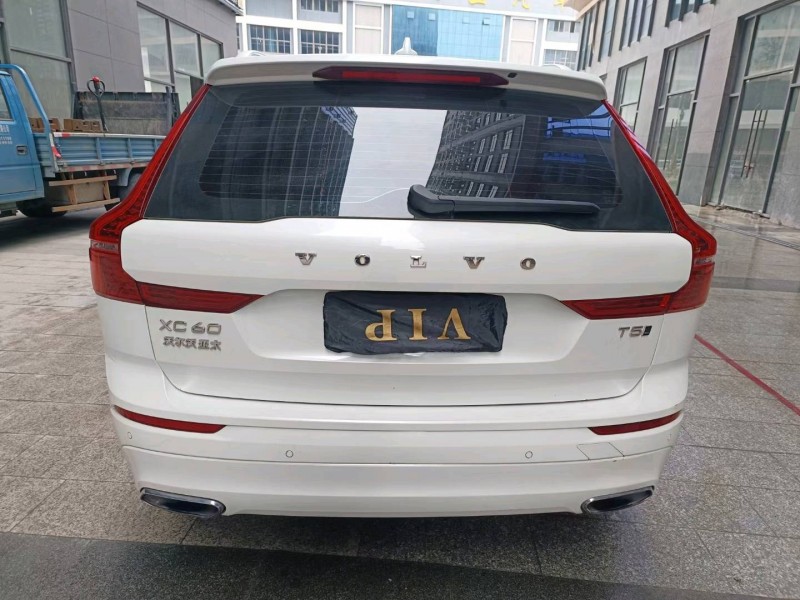 中山19年沃尔沃XC606